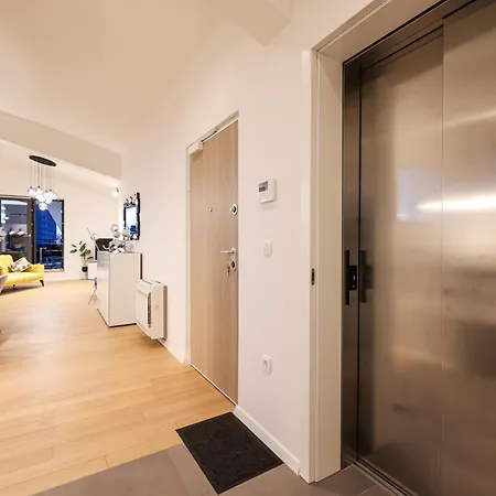Luxury Penthouse Berin With Rooftop Terrace And Jacuzzi * 扎达尔