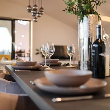 Apartment Luxury Penthouse Berin With Rooftop Terrace And Jacuzzi