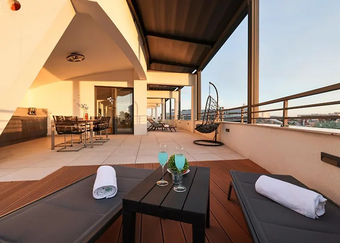 Luxury Penthouse Berin With Rooftop Terrace And Jacuzzi Apartman *